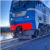 30-летняя женщина погибла под колесами грузового поезда на севере Красноярского края 