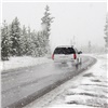 В Красноярском крае водителю помогли выбраться из снежного плена после ДТП