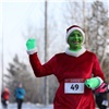 «Добрая спортивная традиция»: в Красноярске прошел Рождественский полумарафон