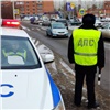Во время масштабного рейда ГИБДД в Красноярске поймали более 350 нарушителей дорожных правил (видео)