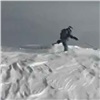 «По счастливой случайности остался в живых»: в Приисковом фрирайдер сорвал лавину и вместе с ней упал со склона (видео)