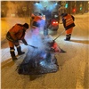 «Решать проблему необходимо»: в Красноярске даже в мороз продолжают латать ямы на дорогах