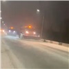 Снегоуборочная техника борется с последствиями снегопада в Красноярске (видео)