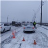 Из-за массового ДТП на Октябрьском мосту в Красноярске образовалась пробка 