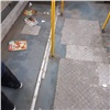 Красноярец пожаловался на мусор в автобусе: дептранс вступился за кондуктора