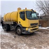 В Красноярске ассенизатор незаконно сливал отходы в колодец. За повторное нарушение конфискуют машину