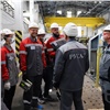 Красноярским экоактивистам показали электролизеры на Саяногорском алюминиевом заводе. Такие же установят в новых корпусах КрАЗа