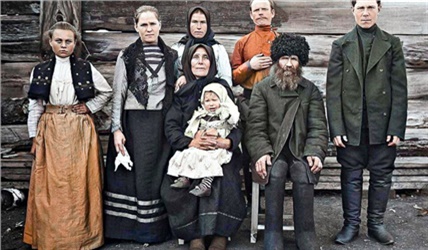 «Повседневная жизнь Енисейской губернии»: российский блогер раскрасил старинные фото начала ХХ века