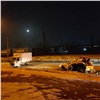 Водитель ВАЗа погиб при столкновении с грузовиком на правобережье Красноярска 