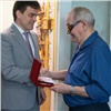 Красноярский ветеран получил медаль к 80-летию освобождения Севастополя (видео)